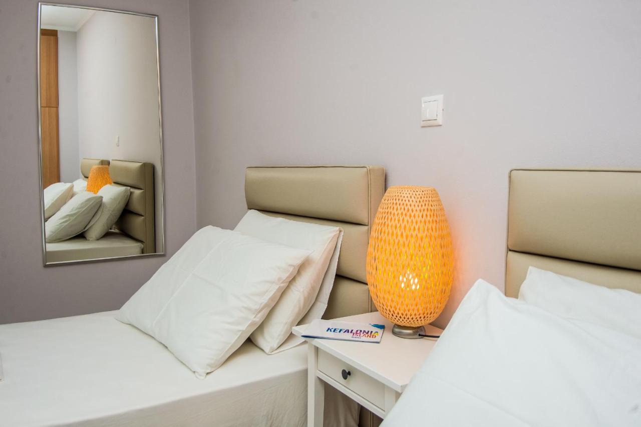 Elena'S Apartment 3 Аргостолион Экстерьер фото